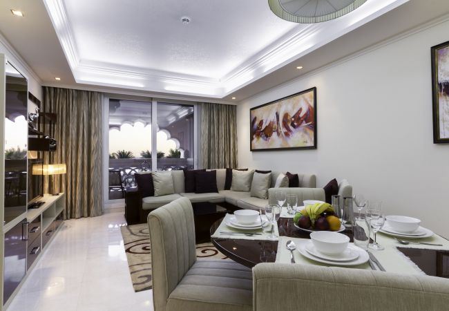 Apartment in Dubai - Sea View & Garden Luxury Apt on The Palm Apartment in Dubai - Sea View & Garden Luxury Apt on The Palm