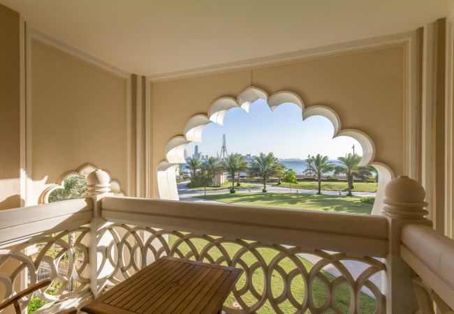 Apartment in Dubai - Sea View & Garden Luxury Apt on The Palm Apartment in Dubai - Sea View & Garden Luxury Apt on The Palm