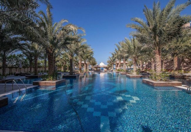 Apartment in Dubai - Sea View & Garden Luxury Apt on The Palm Apartment in Dubai - Sea View & Garden Luxury Apt on The Palm