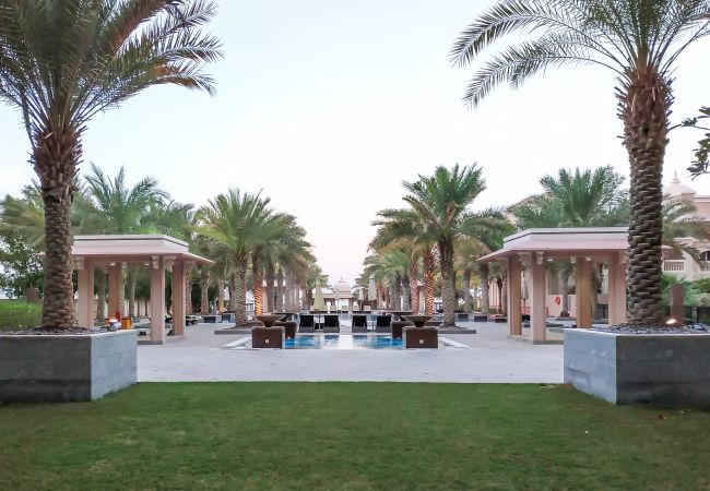 Apartment in Dubai - Sea View & Garden Luxury Apt on The Palm Apartment in Dubai - Sea View & Garden Luxury Apt on The Palm