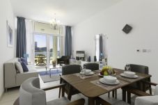 Apartment in Dubai - Maison Privee - Royal Bay