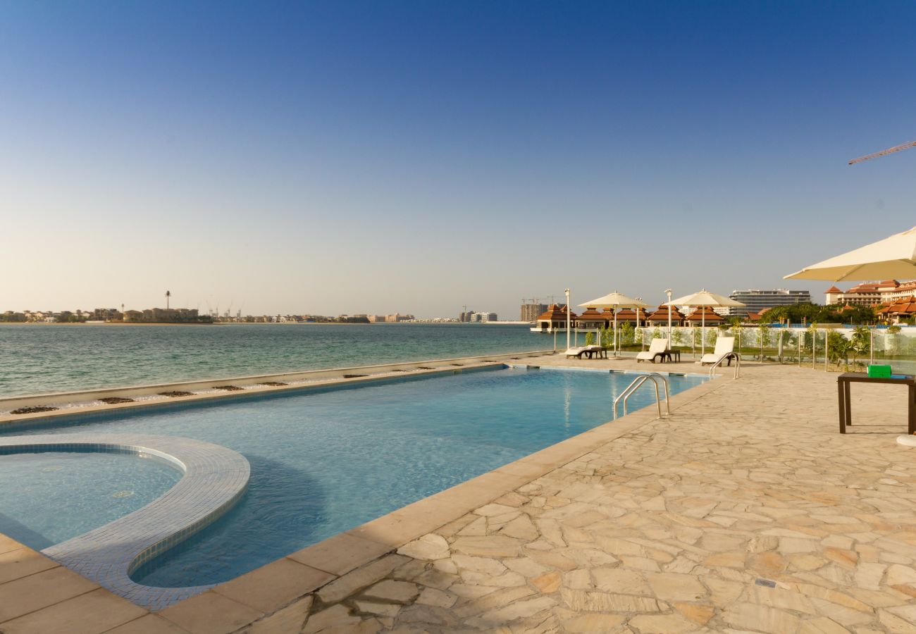 Apartment in Dubai - Maison Privee - Royal Bay