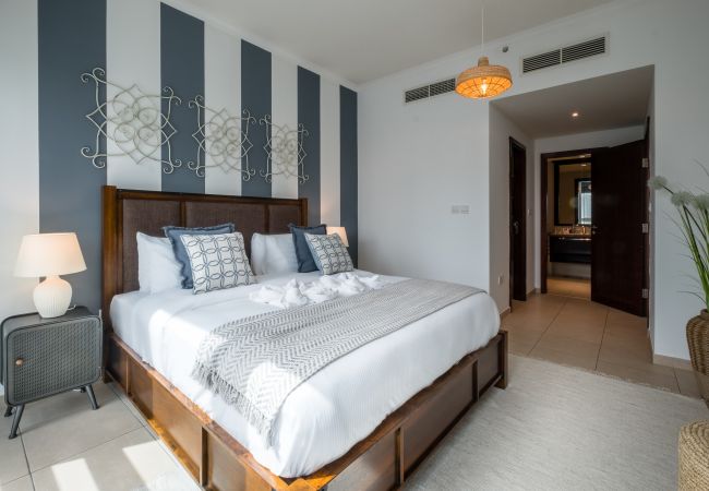 Apartment in Dubai - Exclusive Apt w/ Burj Khalifa Next Door Apartment in Dubai - Exclusive Apt w/ Burj Khalifa Next Door
