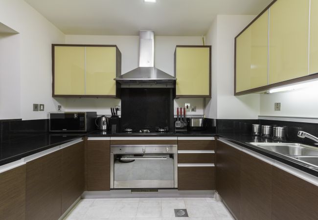 Apartment in Dubai - Stunning Apt w/ Sea View Terrace & Beach Access Apartment in Dubai - Stunning Apt w/ Sea View Terrace & Beach Access