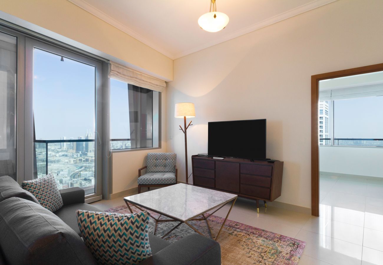 Apartment in Dubai - Spacious & Stylish Apt Beside Beach in Dubai Marina