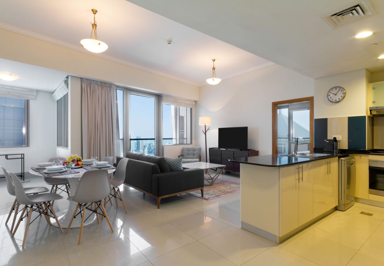 Apartment in Dubai - Spacious & Stylish Apt Beside Beach in Dubai Marina