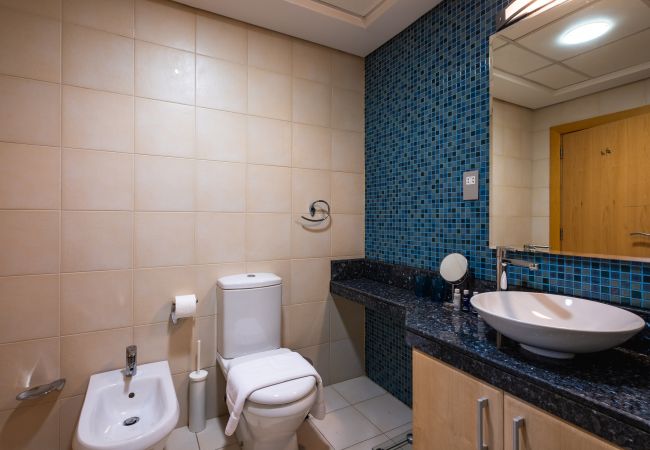 Apartment in Dubai - Luxury Apt on The Palm w/ Sea View & Beach Access Apartment in Dubai - Luxury Apt on The Palm w/ Sea View & Beach Access