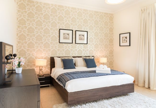 Apartment in Dubai - Spacious Luxury Apt on The Palm w/ Beach Access Apartment in Dubai - Spacious Luxury Apt on The Palm w/ Beach Access