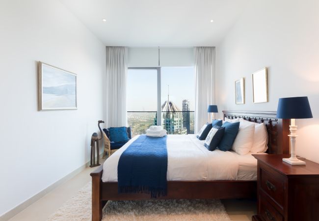 Apartment in Dubai - Vibrant Luxury Apt w/ Stunning Marina Views Apartment in Dubai - Vibrant Luxury Apt w/ Stunning Marina Views