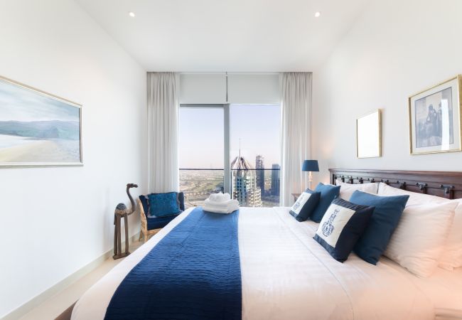 Apartment in Dubai - Vibrant Luxury Apt w/ Stunning Marina Views Apartment in Dubai - Vibrant Luxury Apt w/ Stunning Marina Views