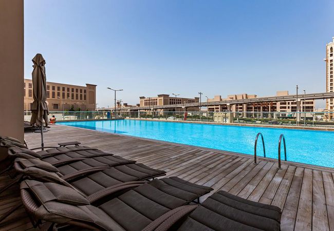 Apartment in Dubai - Stunning Studio w/ Palm Marina Views from Balcony Apartment in Dubai - Stunning Studio w/ Palm Marina Views from Balcony