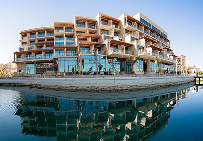 Apartment in Dubai - Stunning Studio w/ Palm Marina Views from Balcony Apartment in Dubai - Stunning Studio w/ Palm Marina Views from Balcony
