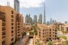 Apartment in Dubai - Luxury Living Next to Dubai Mall & Burj Khalifa