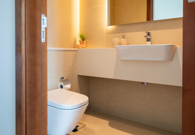 Apartment in Dubai - Stylish Luxe Apt in Dubai Marina nxt to Beach Apartment in Dubai - Stylish Luxe Apt in Dubai Marina nxt to Beach