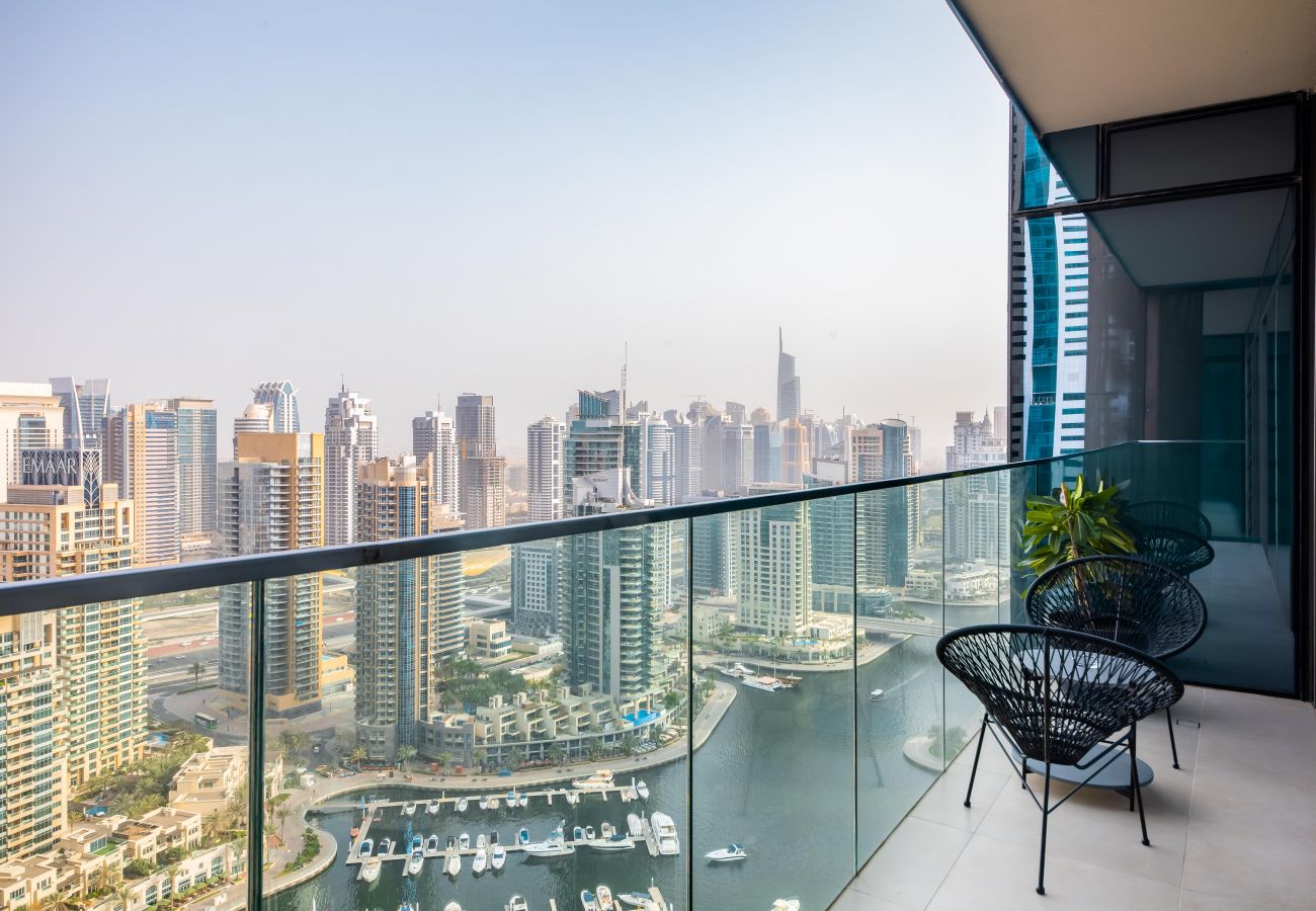 Apartment in Dubai - Stylish Luxe Apt in Dubai Marina nxt to Beach