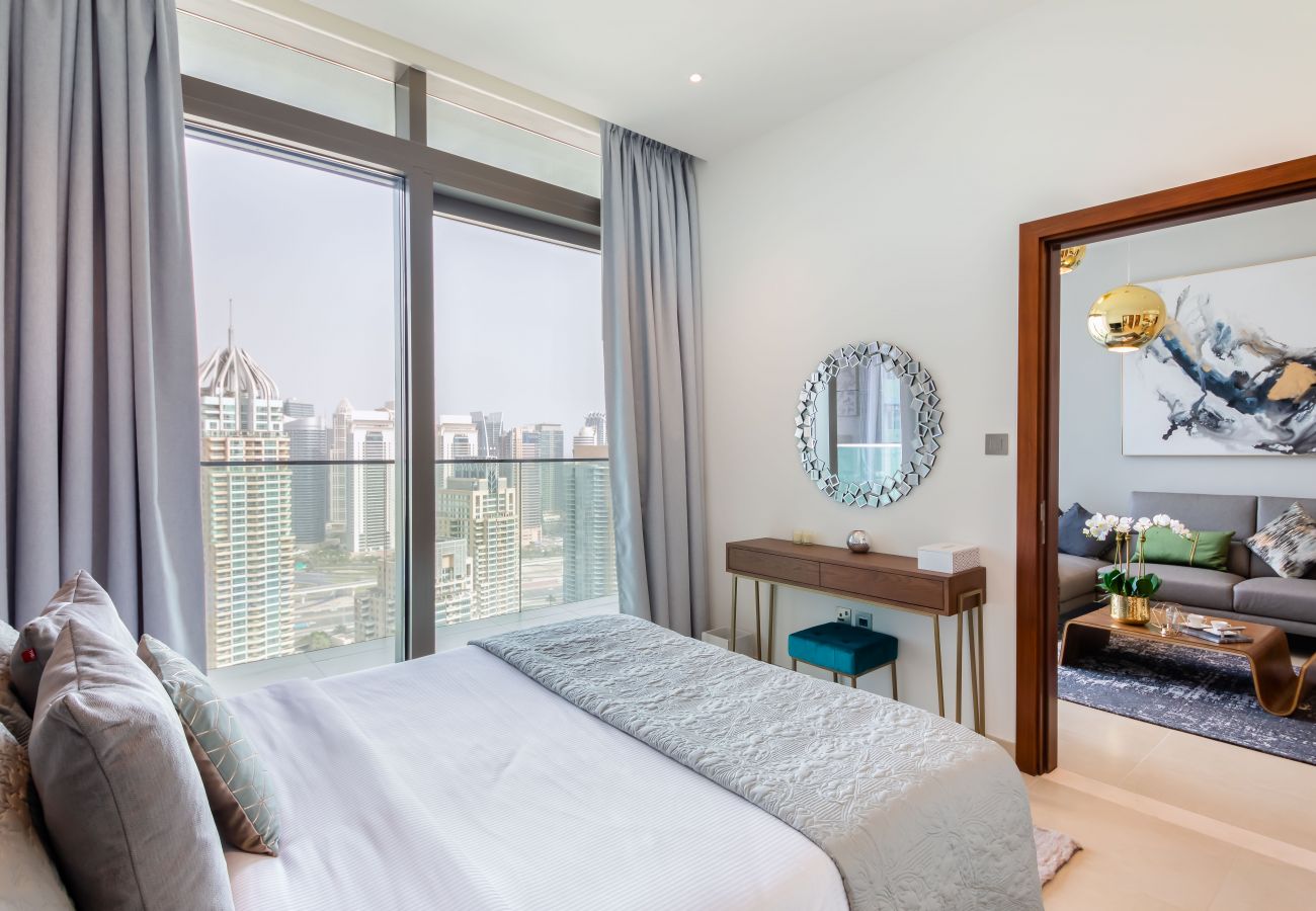 Apartment in Dubai - Stylish Luxe Apt in Dubai Marina nxt to Beach