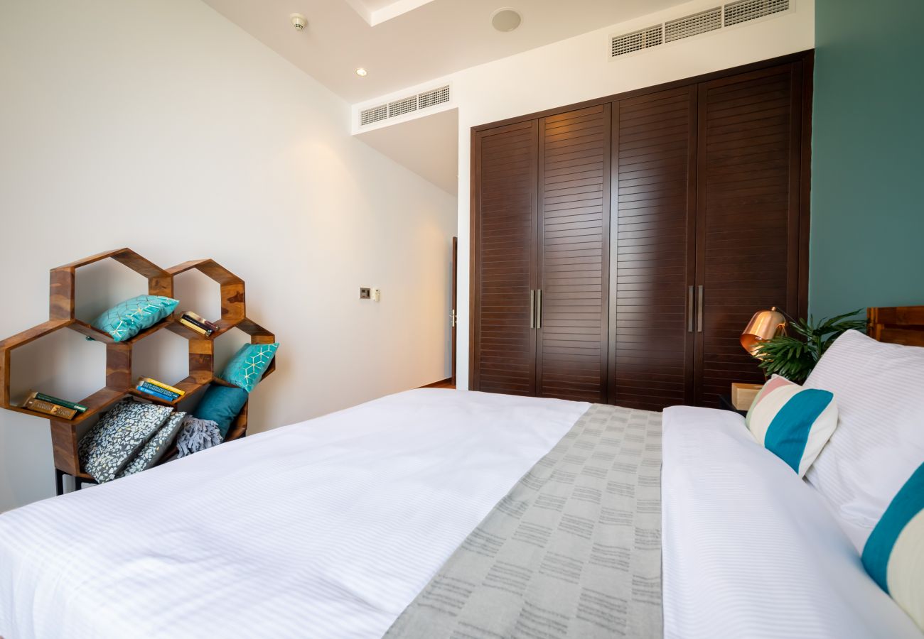 Apartment in Dubai - Palm Jumeirah Luxury w/Private Beach/Atlantis View