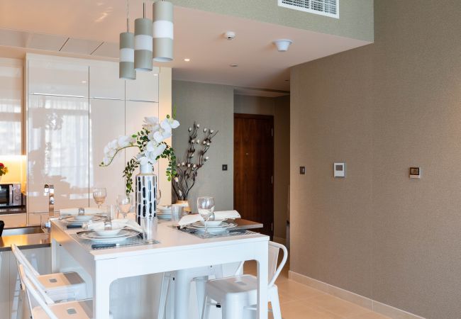 Apartment in Dubai - Experience the Best of Dubai in Marina Gate Apartment in Dubai - Experience the Best of Dubai in Marina Gate