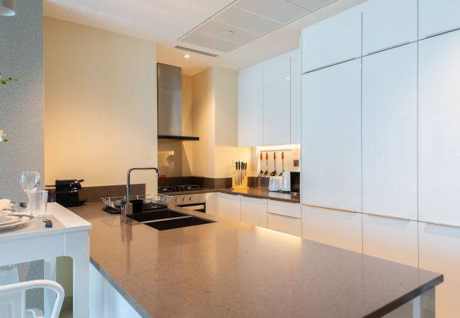 Apartment in Dubai - Experience the Best of Dubai in Marina Gate Apartment in Dubai - Experience the Best of Dubai in Marina Gate