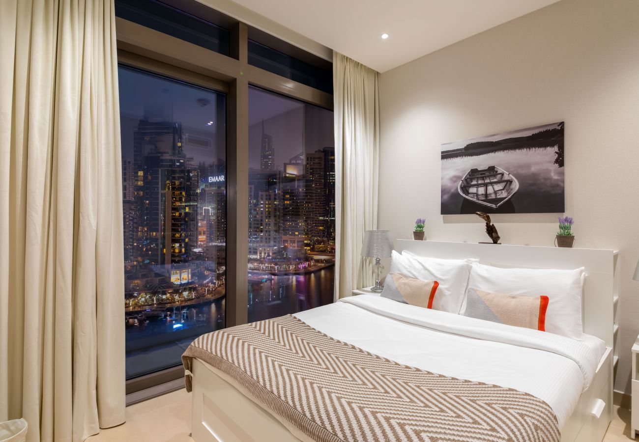 Apartment in Dubai - Experience the Best of Dubai in Marina Gate