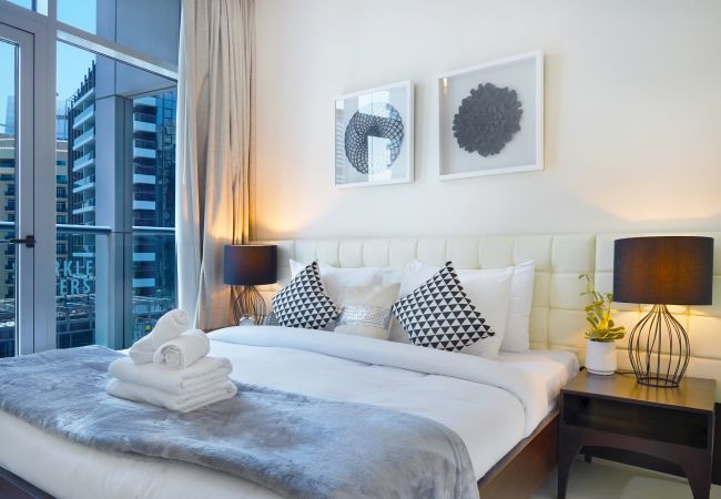 Apartment in Dubai - Beautiful Chic Apt w/Full Marina View Nxt 2 Beach  Apartment in Dubai - Beautiful Chic Apt w/Full Marina View Nxt 2 Beach