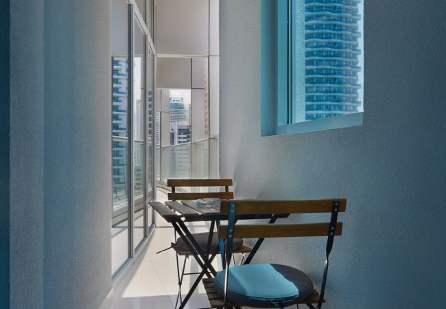 Apartment in Dubai - Beautiful Chic Apt w/Full Marina View Nxt 2 Beach  Apartment in Dubai - Beautiful Chic Apt w/Full Marina View Nxt 2 Beach