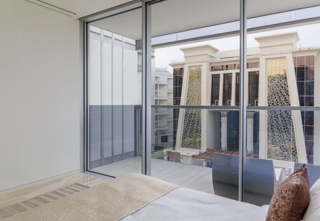 Apartment in Dubai - Designer Apt w/Full Sea Vw & World-Class Facilities Apartment in Dubai - Designer Apt w/Full Sea Vw & World-Class Facilities