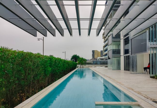 Apartment in Dubai - Designer Apt w/Full Sea Vw & World-Class Facilities Apartment in Dubai - Designer Apt w/Full Sea Vw & World-Class Facilities