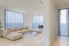 Apartment in Dubai - Designer Apt w/Full Sea Vw & World-Class Facilities Apartment in Dubai - Designer Apt w/Full Sea Vw & World-Class Facilities