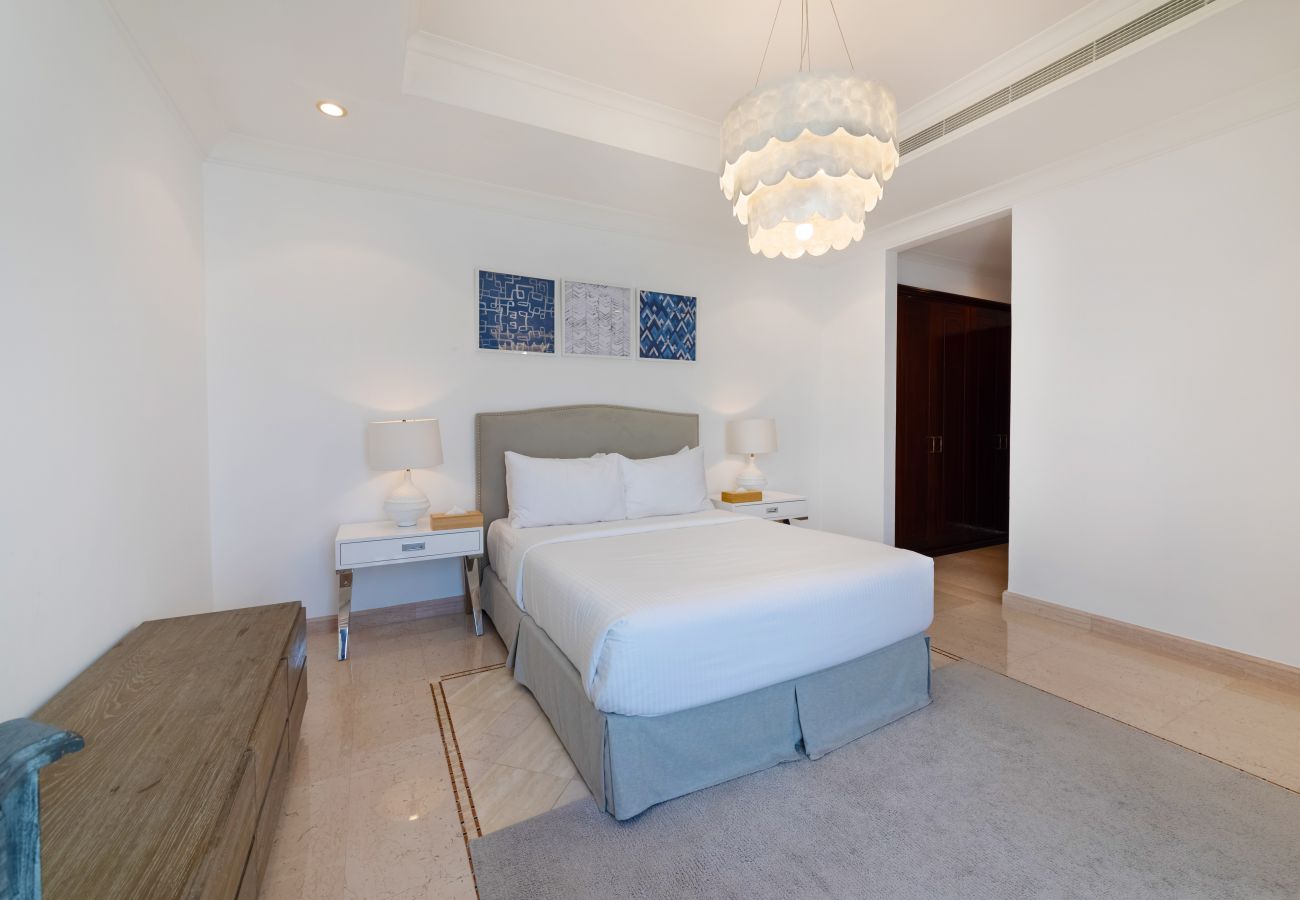 Villa in Dubai - 5* Villa w/ Private Pool/Beach on Palm Jumeirah