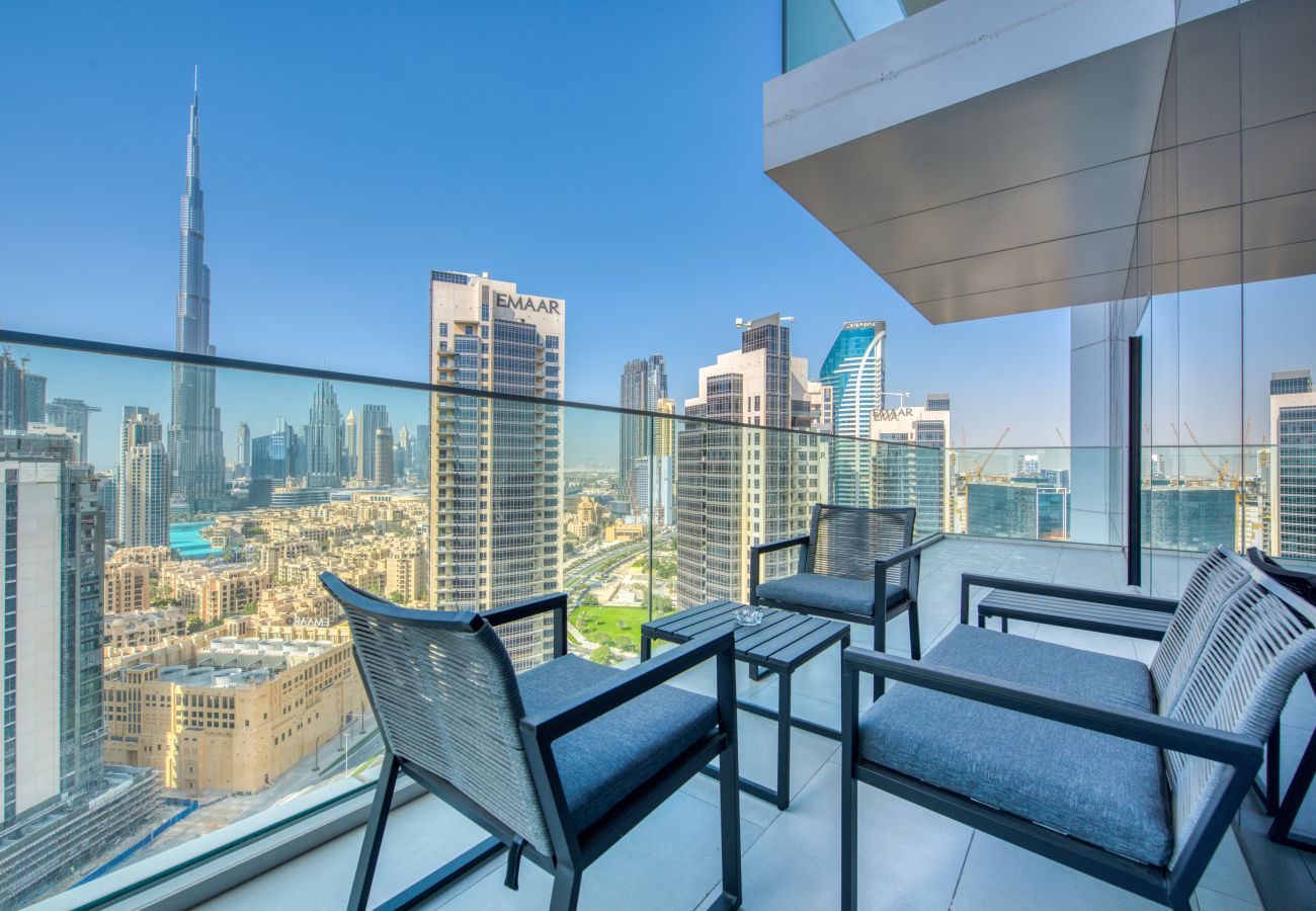 Apartment in Dubai - Uninterrupted Burj Khalifa Vws in a Luxury Apt