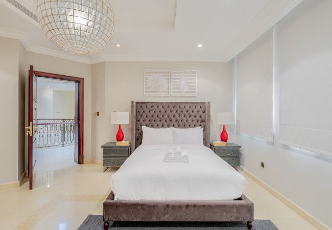 Villa in Dubai - Prvt Pool & Beach! in Luxury Palm Jumeirah Villa Villa in Dubai - Prvt Pool & Beach! in Luxury Palm Jumeirah Villa