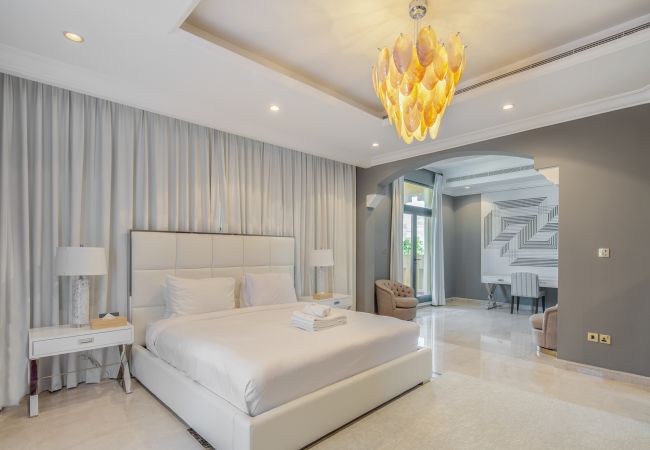 Villa in Dubai - Prvt Pool & Beach! in Luxury Palm Jumeirah Villa Villa in Dubai - Prvt Pool & Beach! in Luxury Palm Jumeirah Villa