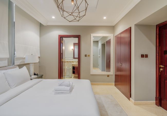 Villa in Dubai - Prvt Pool & Beach! in Luxury Palm Jumeirah Villa Villa in Dubai - Prvt Pool & Beach! in Luxury Palm Jumeirah Villa