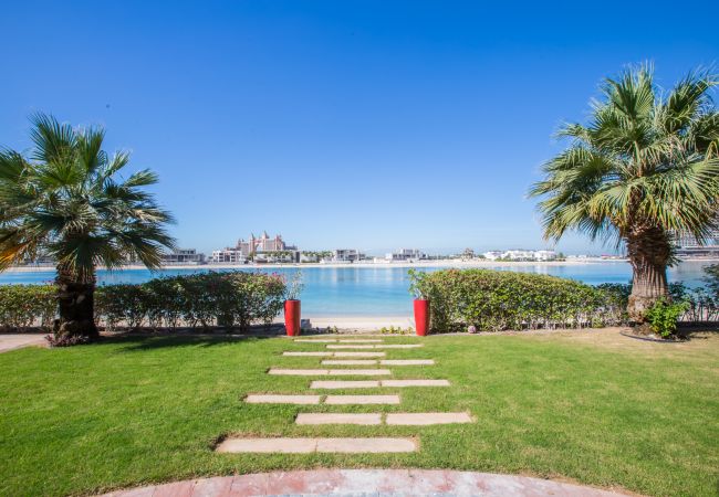 Villa in Dubai - Prvt Pool & Beach! in Luxury Palm Jumeirah Villa Villa in Dubai - Prvt Pool & Beach! in Luxury Palm Jumeirah Villa