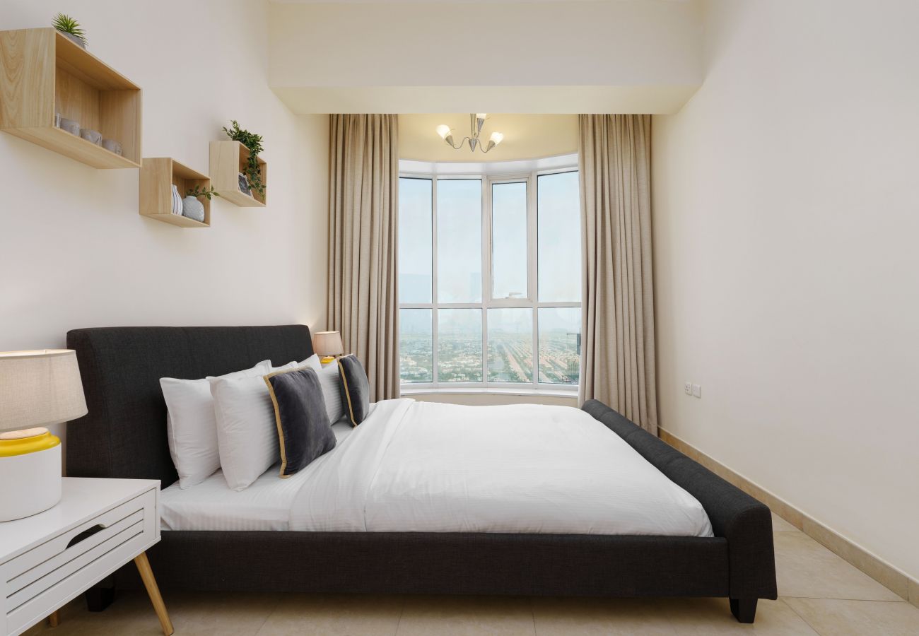 Apartment in Dubai - Lovely Apt w/ Lake Walkways Close to JBR Beach