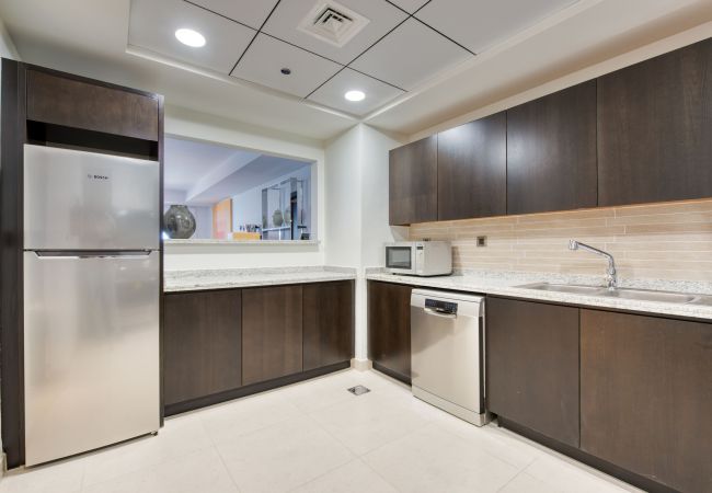 Apartment in Dubai - Luxury Palm Property w/ Beach & Sea View Apartment in Dubai - Luxury Palm Property w/ Beach & Sea View