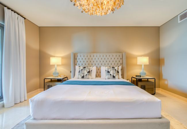 Apartment in Dubai - Luxury Palm Property w/ Beach & Sea View Apartment in Dubai - Luxury Palm Property w/ Beach & Sea View