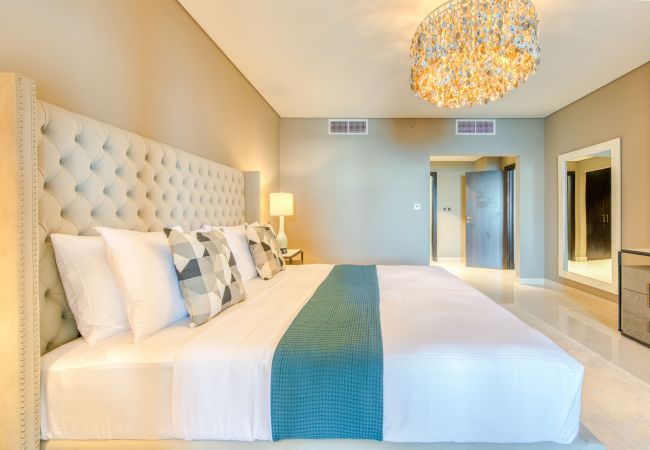 Apartment in Dubai - Luxury Palm Property w/ Beach & Sea View Apartment in Dubai - Luxury Palm Property w/ Beach & Sea View