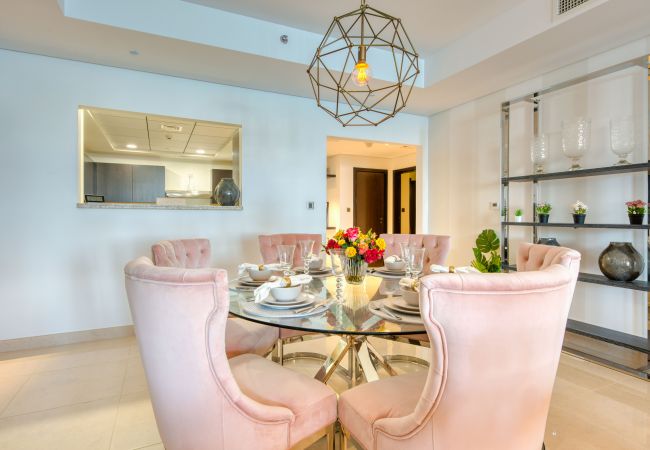 Apartment in Dubai - Luxury Palm Property w/ Beach & Sea View Apartment in Dubai - Luxury Palm Property w/ Beach & Sea View