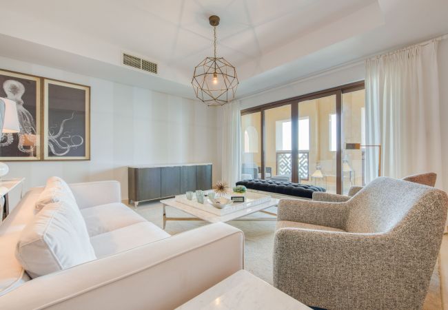 Apartment in Dubai - Luxury Palm Property w/ Beach & Sea View Apartment in Dubai - Luxury Palm Property w/ Beach & Sea View