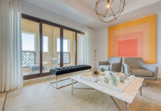 Apartment in Dubai - Luxury Palm Property w/ Beach & Sea View Apartment in Dubai - Luxury Palm Property w/ Beach & Sea View