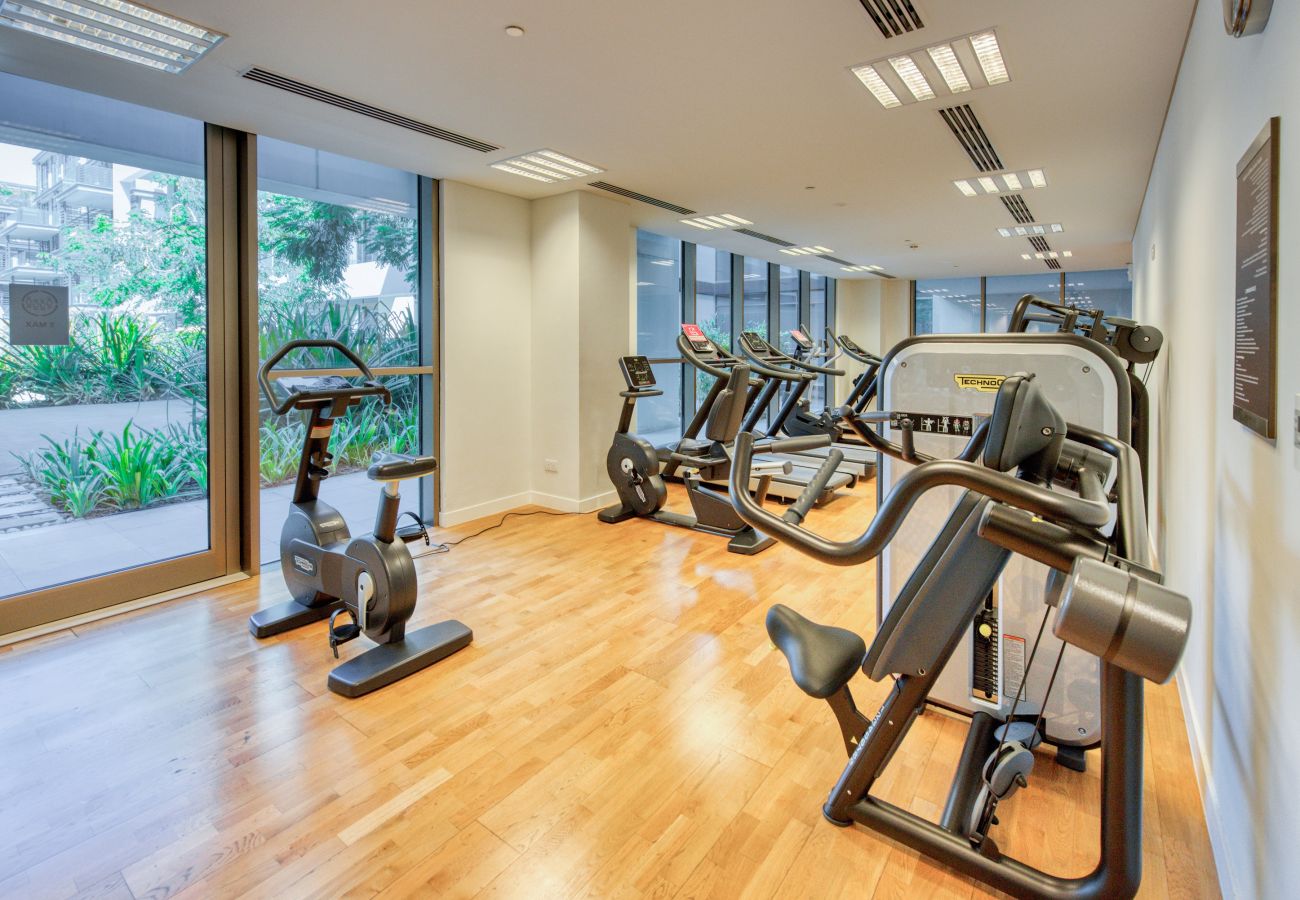 Apartment in Dubai - Apt w/ Dubai Luxury Experience Nxt to Burj Khalifa