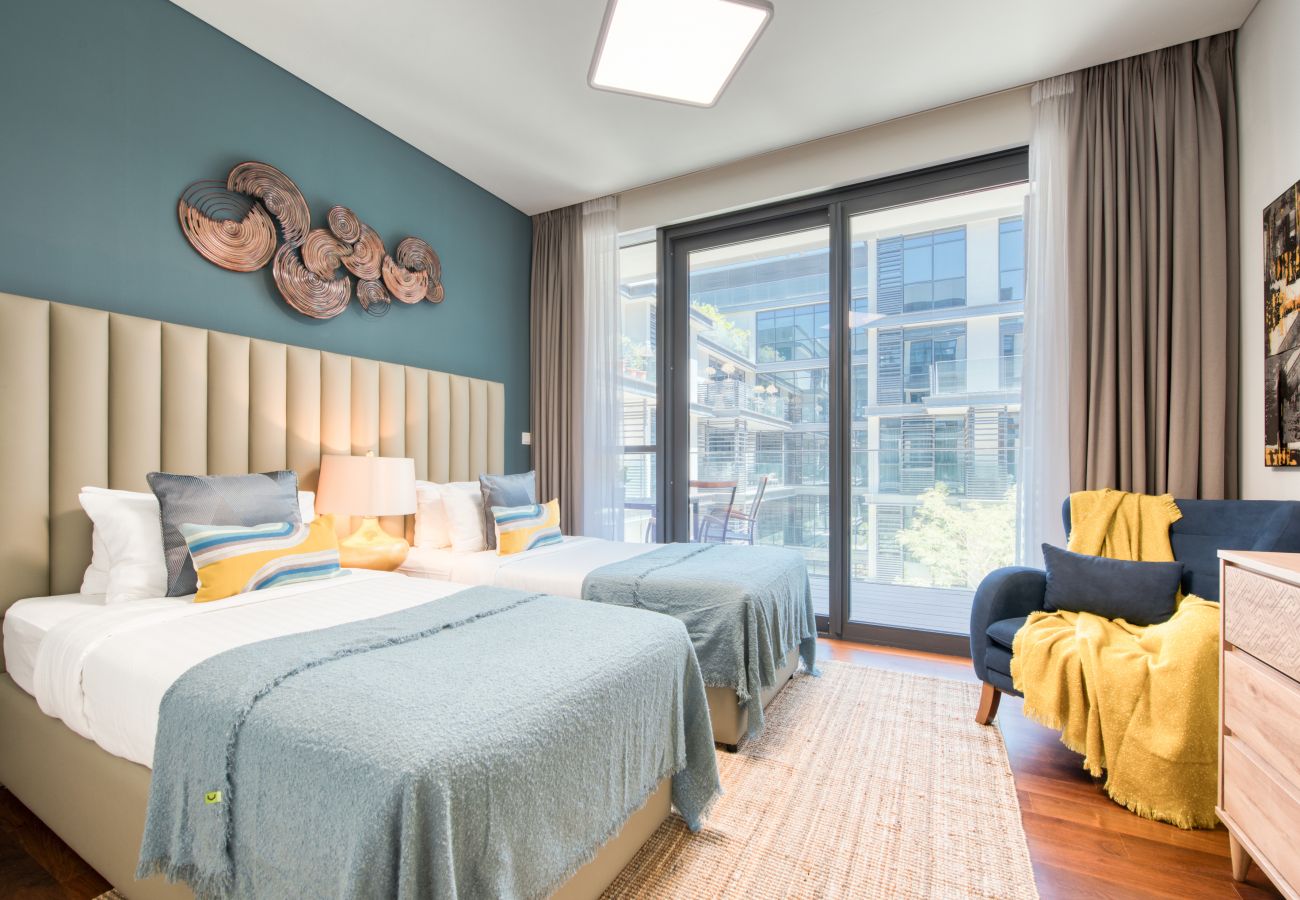 Apartment in Dubai - Apt w/ Dubai Luxury Experience Nxt to Burj Khalifa