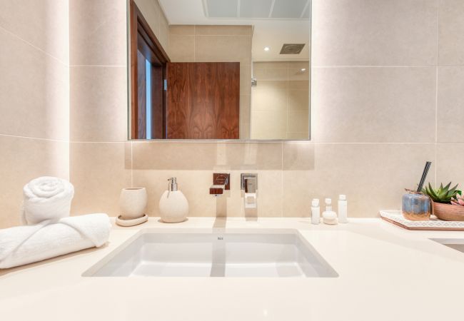 Apartment in Dubai - Stylish Luxe Apt in Dubai Marina nxt to Beach Apartment in Dubai - Stylish Luxe Apt in Dubai Marina nxt to Beach