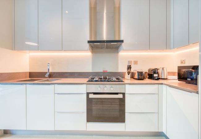 Apartment in Dubai - Stylish Luxe Apt in Dubai Marina nxt to Beach Apartment in Dubai - Stylish Luxe Apt in Dubai Marina nxt to Beach