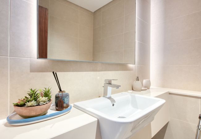 Apartment in Dubai - Stylish Luxe Apt in Dubai Marina nxt to Beach Apartment in Dubai - Stylish Luxe Apt in Dubai Marina nxt to Beach