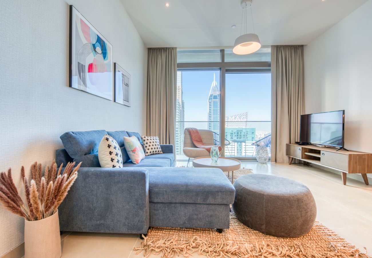 Apartment in Dubai - Stylish Luxe Apt in Dubai Marina nxt to Beach