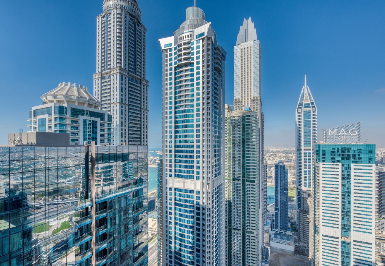 Apartment in Dubai - Stylish Luxe Apt in Dubai Marina nxt to Beach