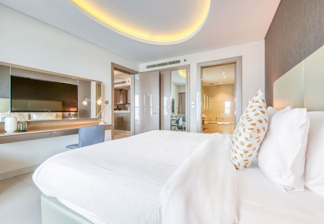 Apartment in Dubai - Cool Dubai Apt next Burj Khalifa & Design District Apartment in Dubai - Cool Dubai Apt next Burj Khalifa & Design District